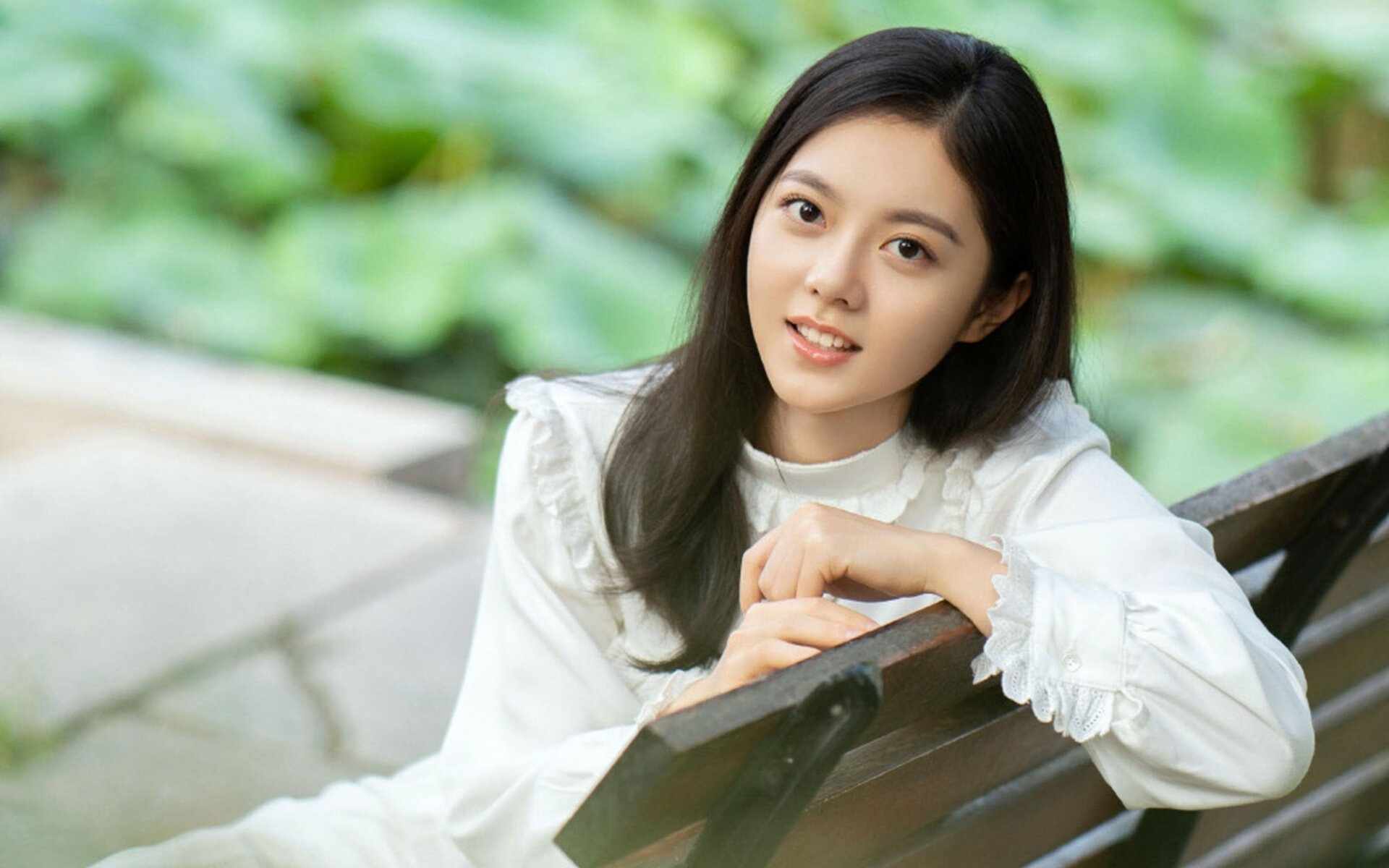 今年联盟中场得分最高的球员是谁?,联盟场均得分排名