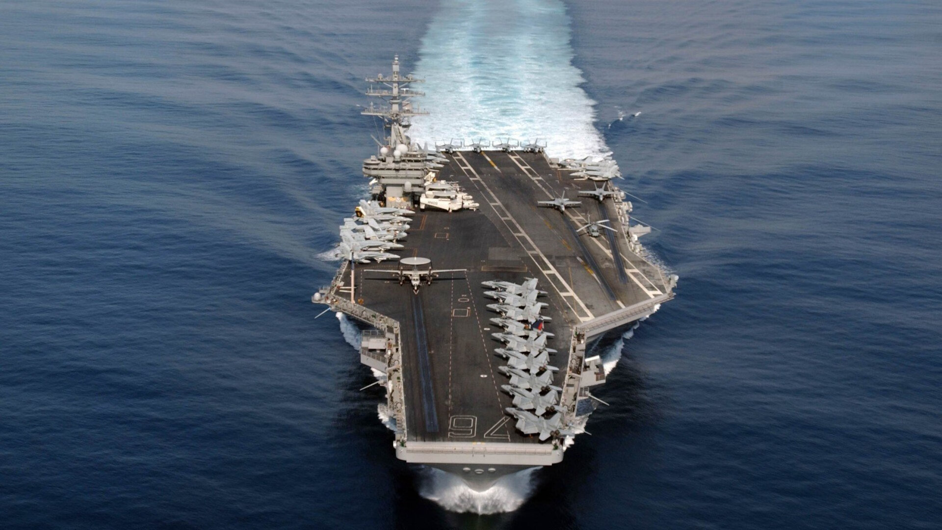 球员生活:场外的小故事和趣味瞬间,足球外场球员