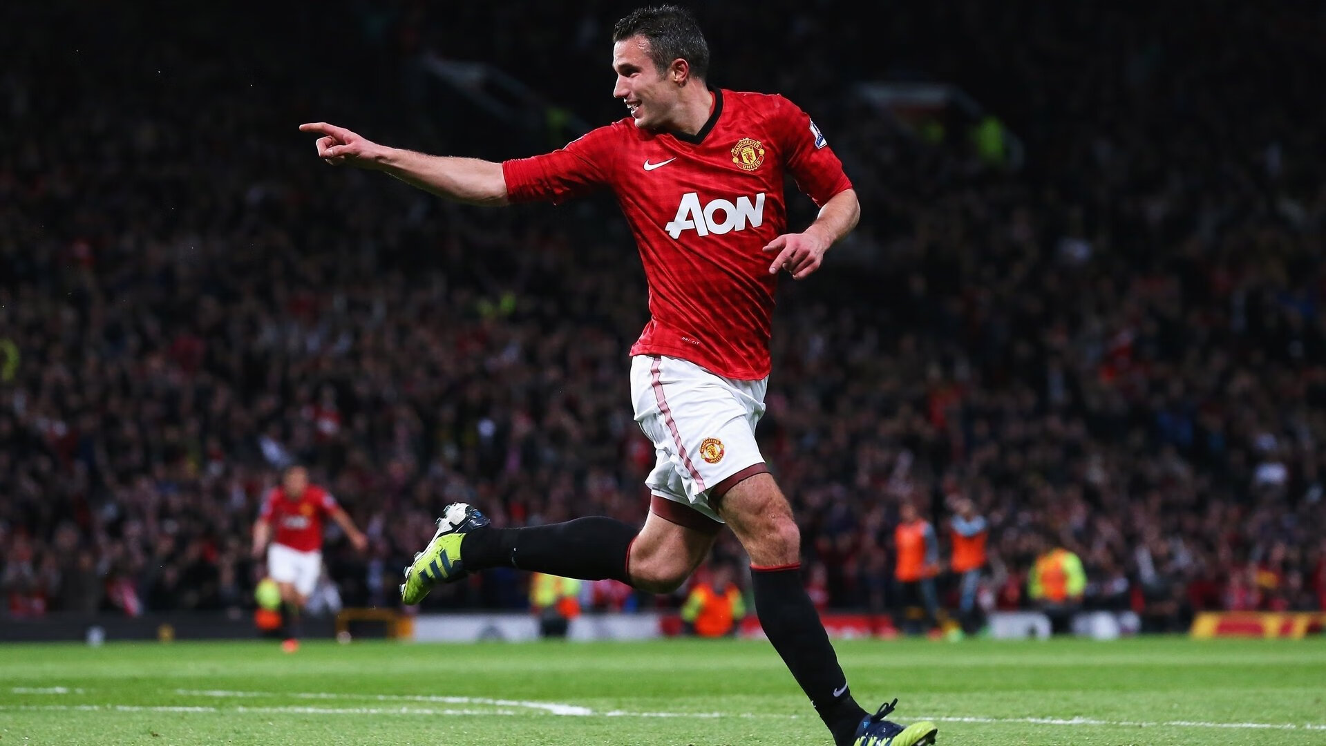 B 体育官网-球员的“幕后”生活：日常训练和生活方式揭秘，职业球员的生活