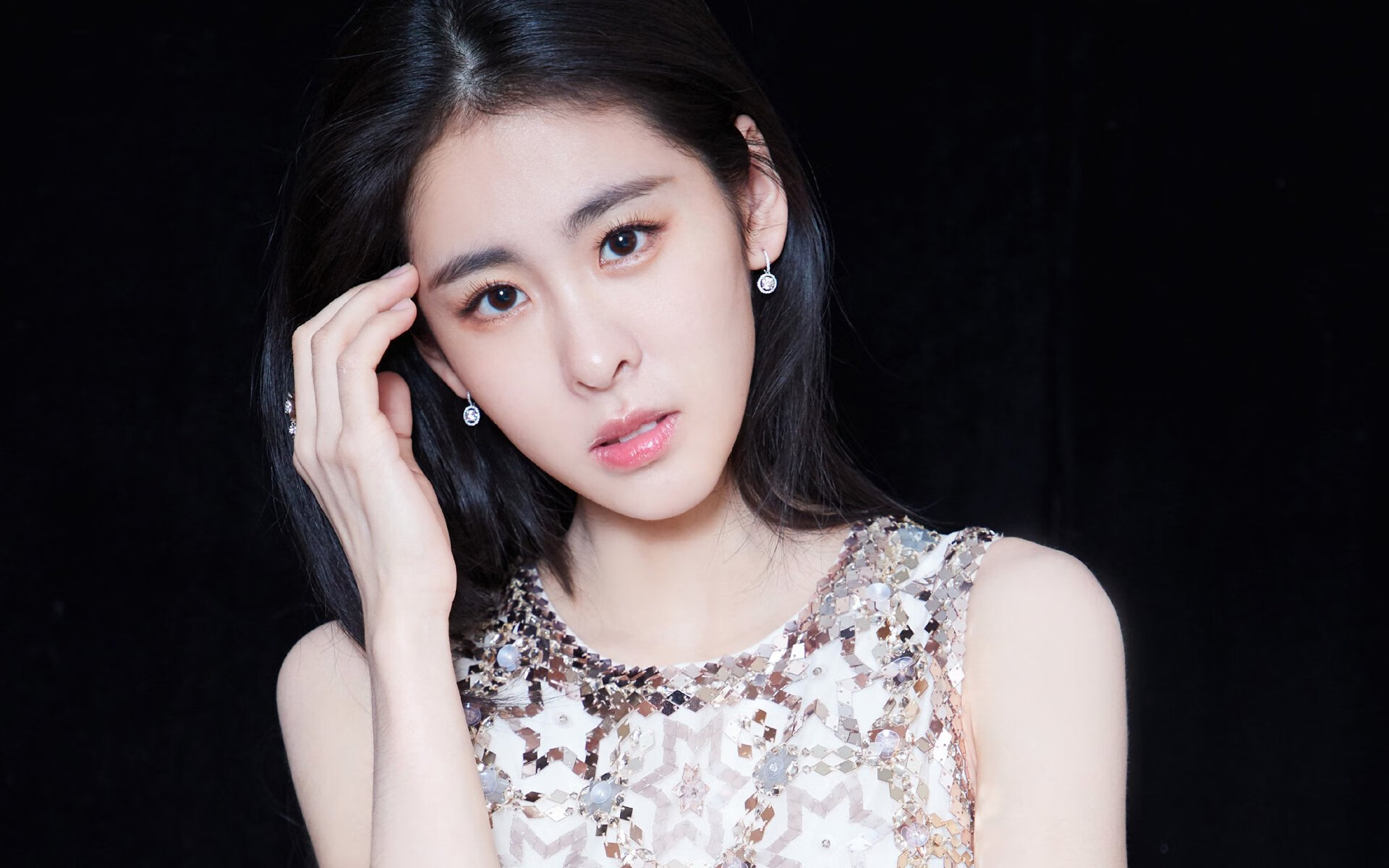 拜仁遭遇曼城：激烈对决引人期待，拜仁曼城录像