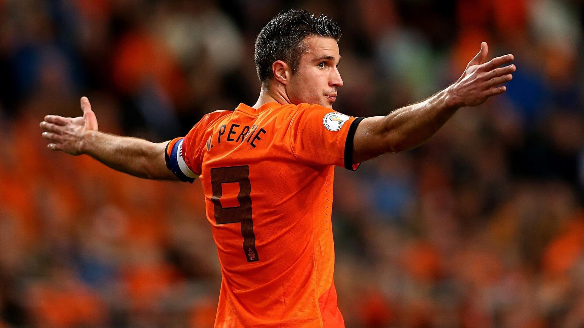 麦肯齐:凭借精准的踢球和灵活的突破,他成为全黑队进攻的核心