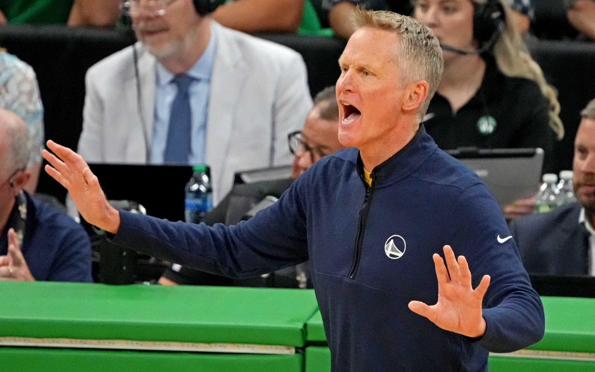 包含bsports体育：勇士队科尔的执教：能否带领球队重返巅峰？的词条